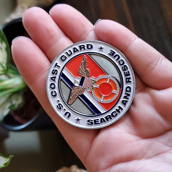 🌲US Coast Guard Search and Rescue Challenge Coin - Picture 3 of 3